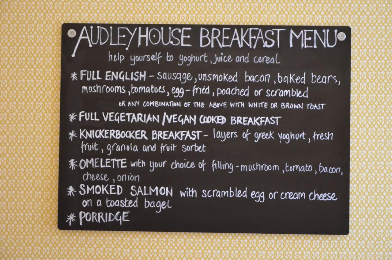 Audley Guest House Llandudno Kültér fotó